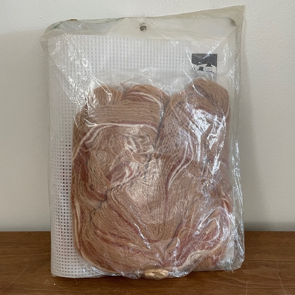 Vintage Bucilla Rudolph Reindeer Plastic Canvas Cardholder Needlepoint Kit 61263 - Picture 4 of 4